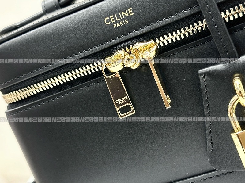 셀린느베니티백  20260305-163750-006루.jpg