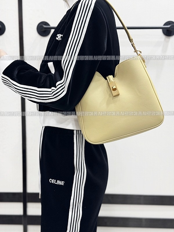 셀린느카미유16소프트백스몰  20260305-165846-019루.jpg