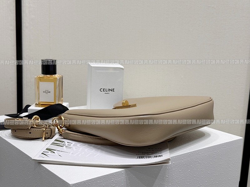 셀린느카미유16소프트백스몰  20260305-170402-014루.jpg