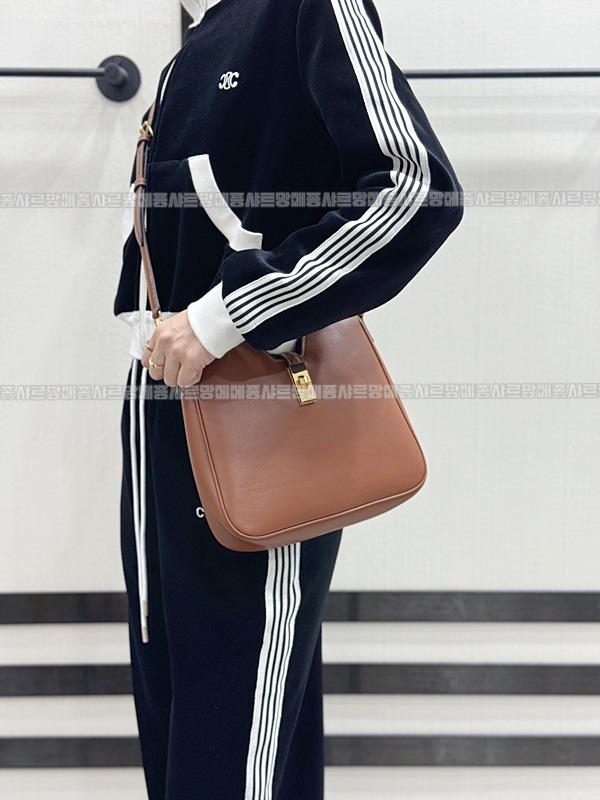 셀린느카미유16소프트백스몰  20260305-170926-017루.jpg