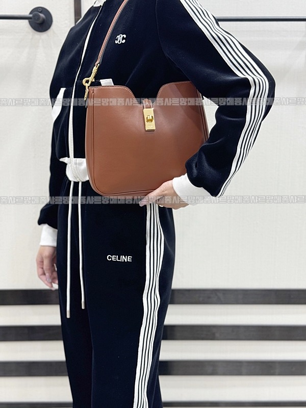 셀린느카미유16소프트백스몰  20260305-170927-021루.jpg