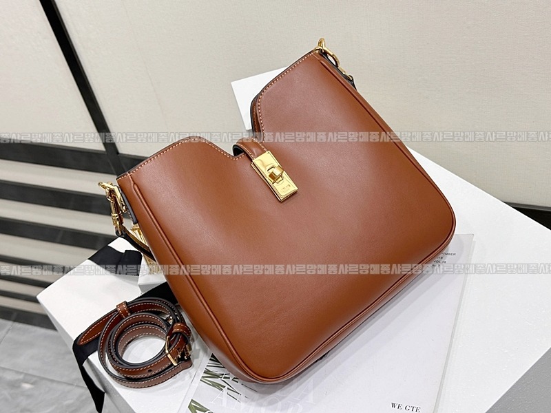 셀린느카미유16소프트백스몰  20260305-170924-004루.jpg