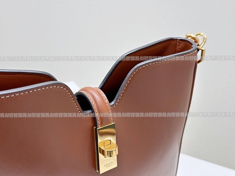 셀린느카미유16소프트백스몰  20260305-170924-006루.jpg