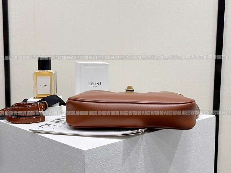 셀린느카미유16소프트백스몰  20260305-170925-009루.jpg