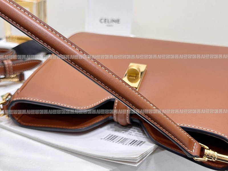 셀린느카미유16소프트백스몰  20260305-170925-013루.jpg