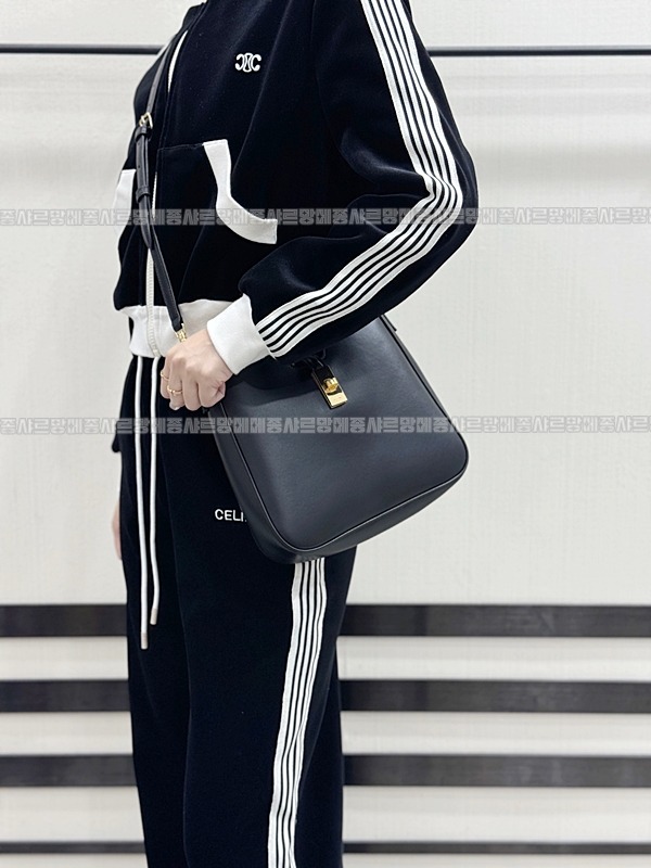 셀린느카미유16소프트백스몰  20260305-171140-017루.jpg