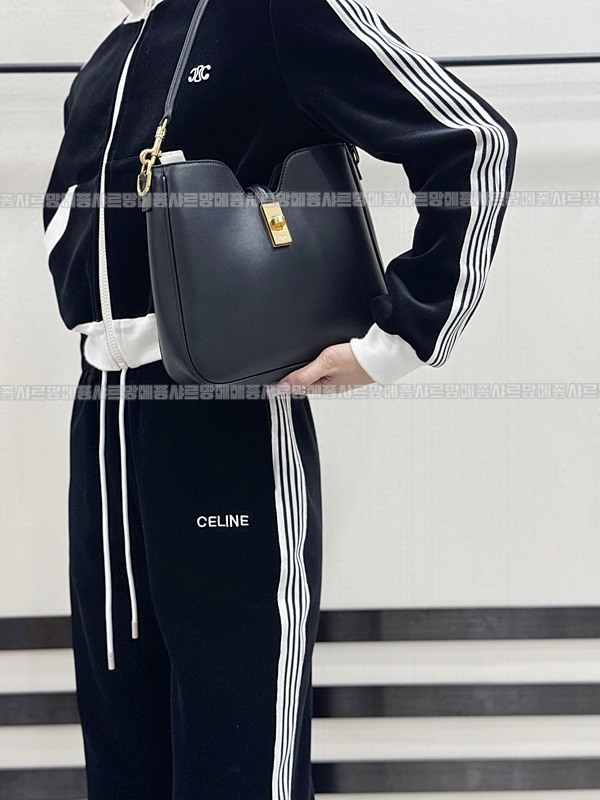 셀린느카미유16소프트백스몰  20260305-171140-021루.jpg