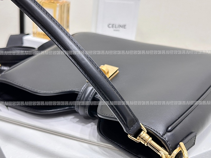 셀린느카미유16소프트백스몰  20260305-171139-014루.jpg