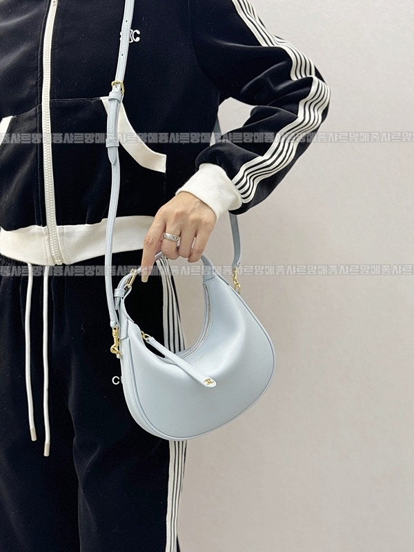 셀린느틴룰루백  20260305-172046-017루.jpg