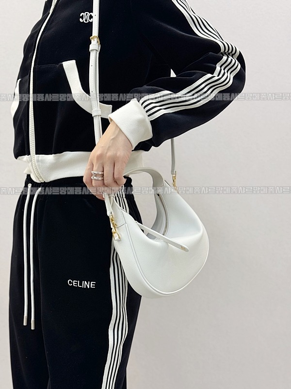 셀린느틴룰루백  20260305-174056-020루.jpg