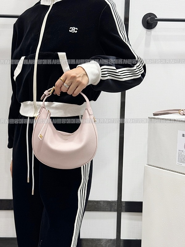 셀린느틴룰루백  20260305-174326-019루.jpg