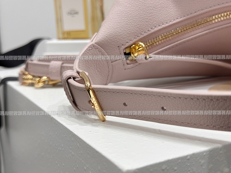 셀린느틴룰루백  20260305-174325-014루.jpg