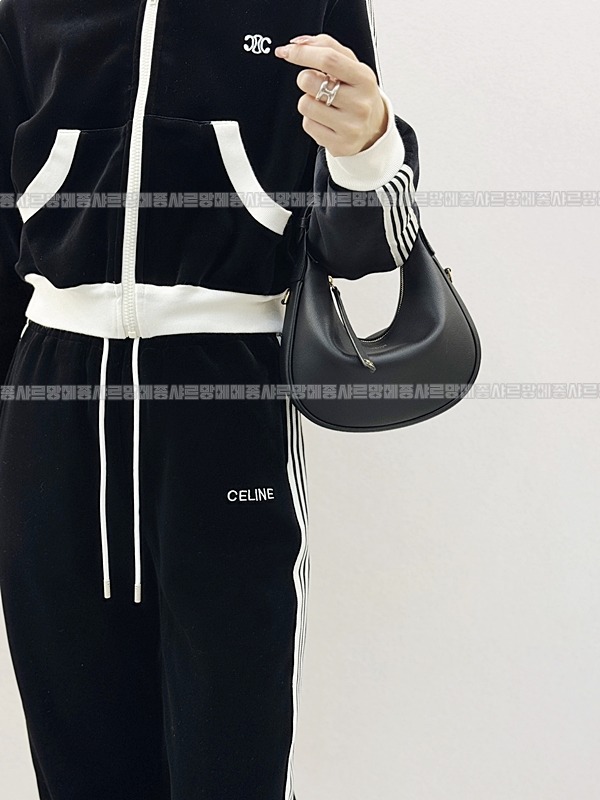 셀린느틴룰루백  20260305-174602-019루.jpg