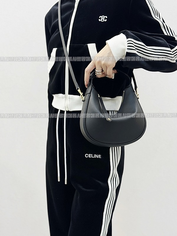 셀린느틴룰루백  20260305-174602-020루.jpg