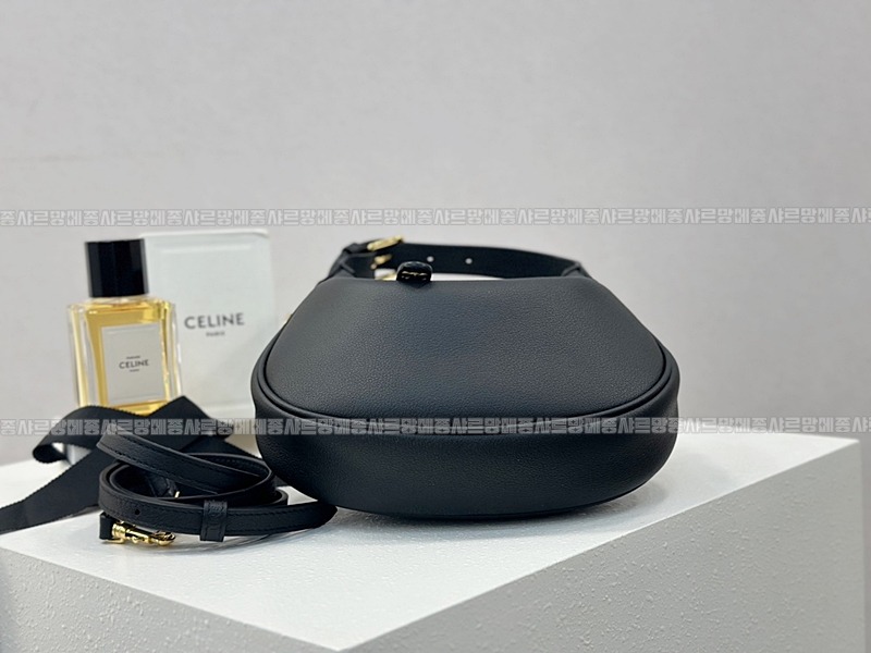 셀린느틴룰루백  20260305-174559-005루.jpg