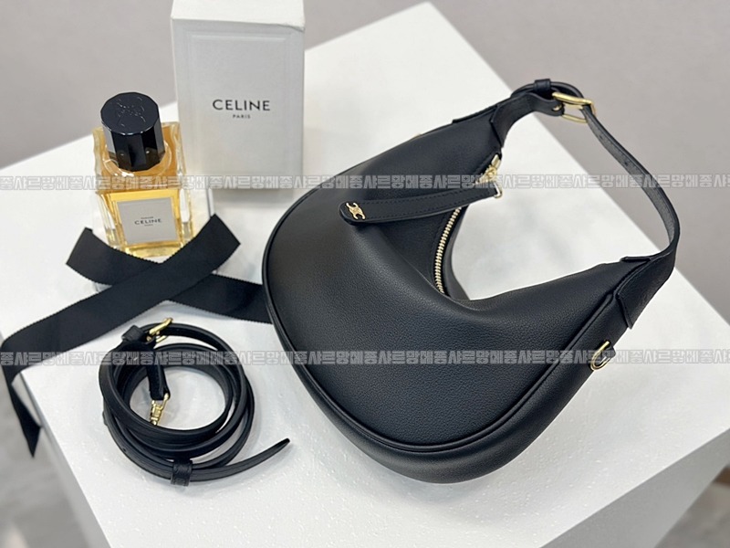 셀린느틴룰루백  20260305-174600-011루.jpg