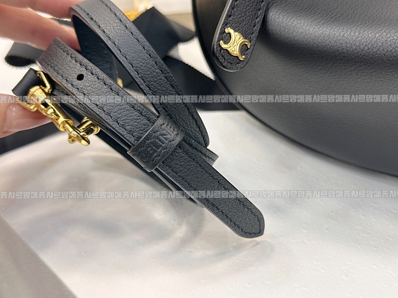 셀린느틴룰루백  20260305-174600-009루.jpg