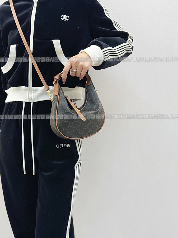 셀린느틴룰루백  20260305-174836-018루.jpg