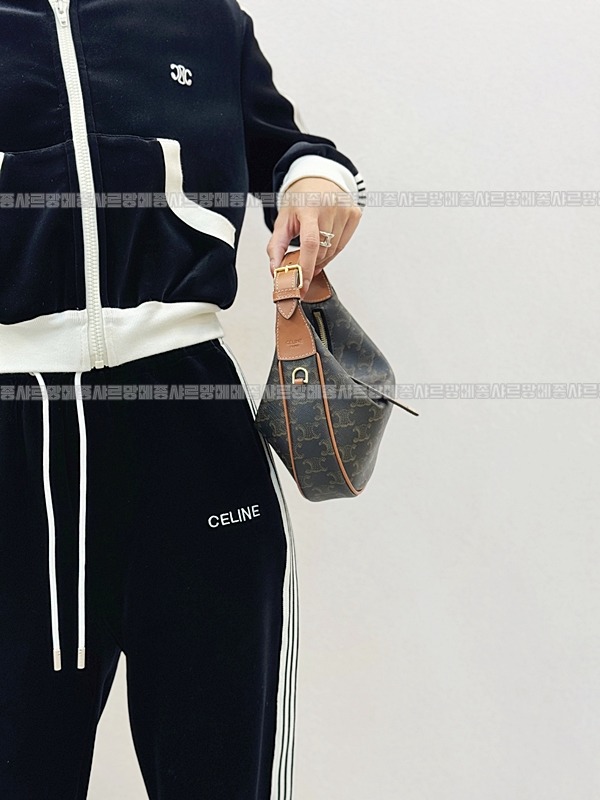 셀린느틴룰루백  20260305-174837-020루.jpg