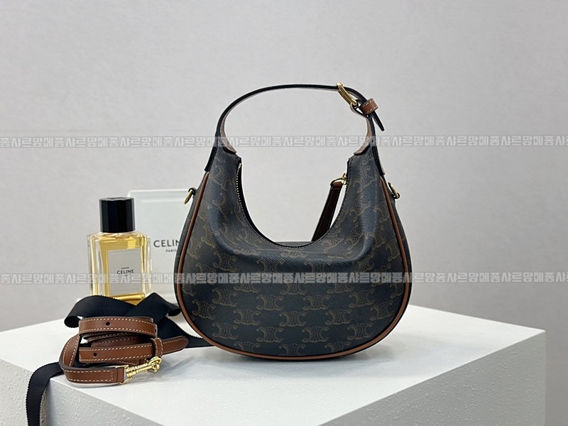 셀린느틴룰루백  20260305-174834-001루.jpg