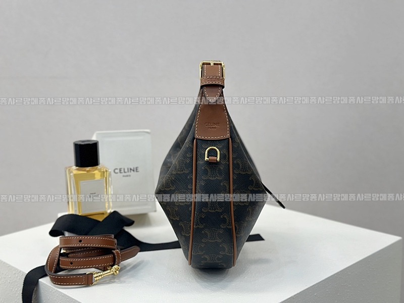 셀린느틴룰루백  20260305-174835-003루.jpg