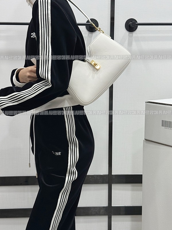 셀린느까미르16소프트 20260306-104102-018루.jpg