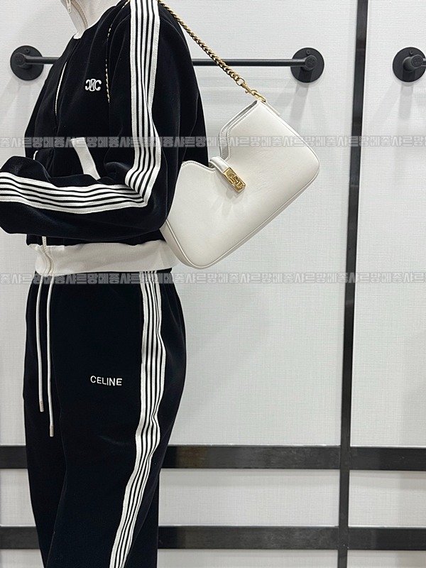 셀린느까미르16소프트 20260306-104101-017루.jpg