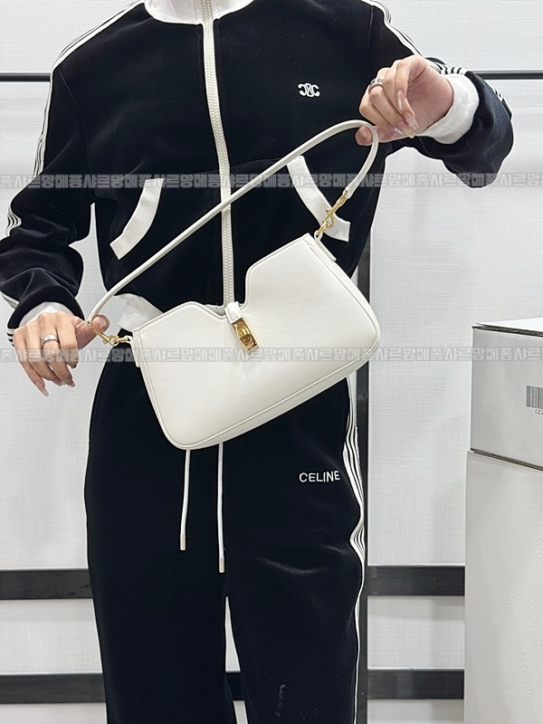 셀린느까미르16소프트 20260306-104103-022루.jpg