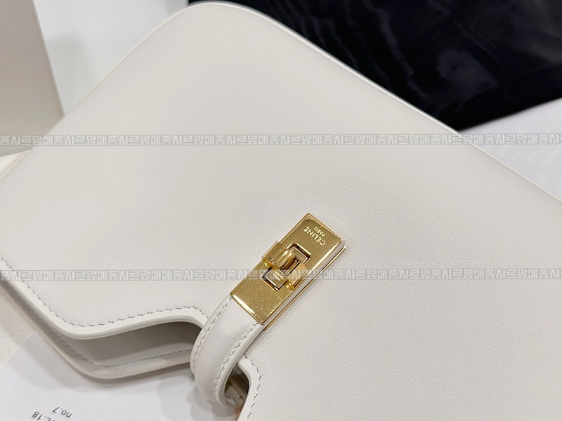 셀린느까미르16소프트 20260306-104100-011루.jpg