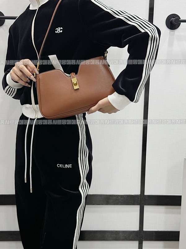 셀린느까미르16소프트 20260306-104916-018루.jpg