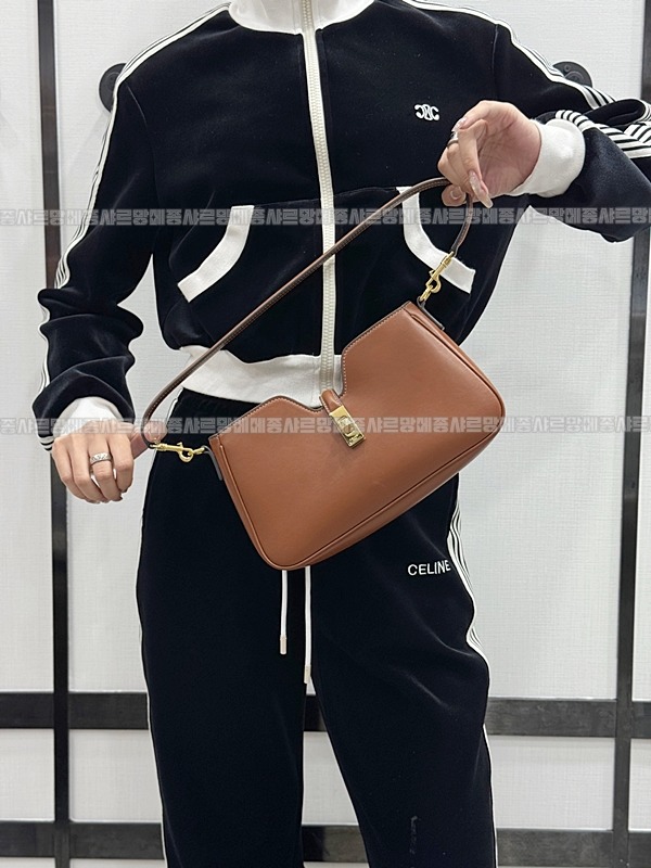 셀린느까미르16소프트 20260306-104917-021루.jpg