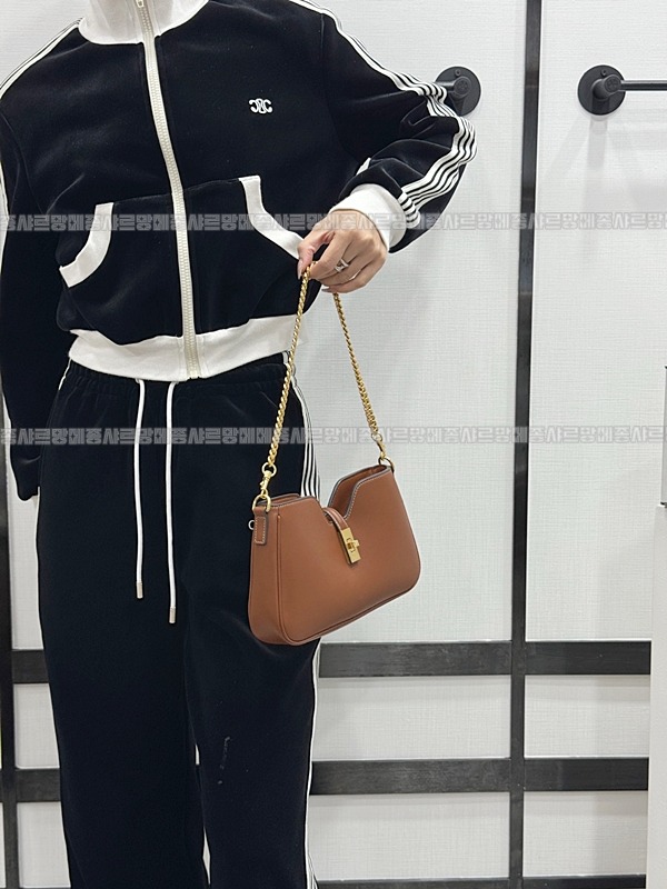 셀린느까미르16소프트 20260306-104916-019루.jpg