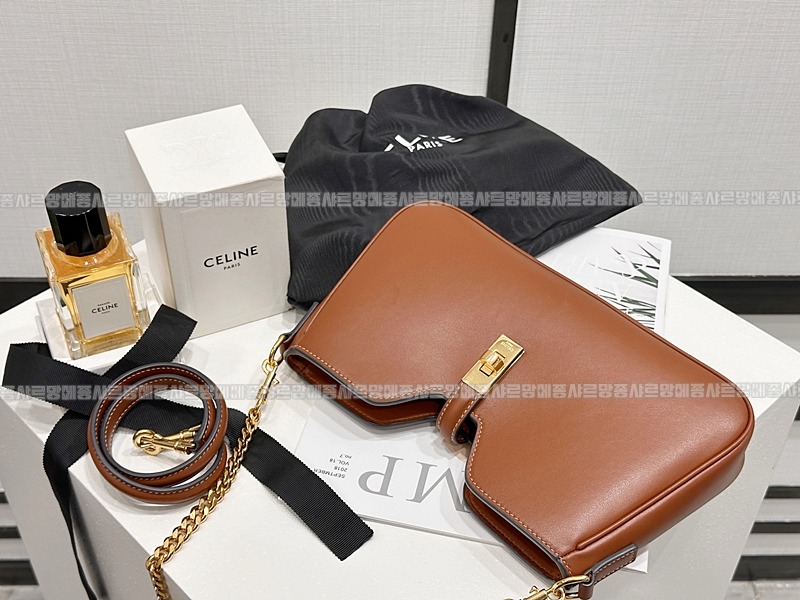 셀린느까미르16소프트 20260306-104915-012루.jpg