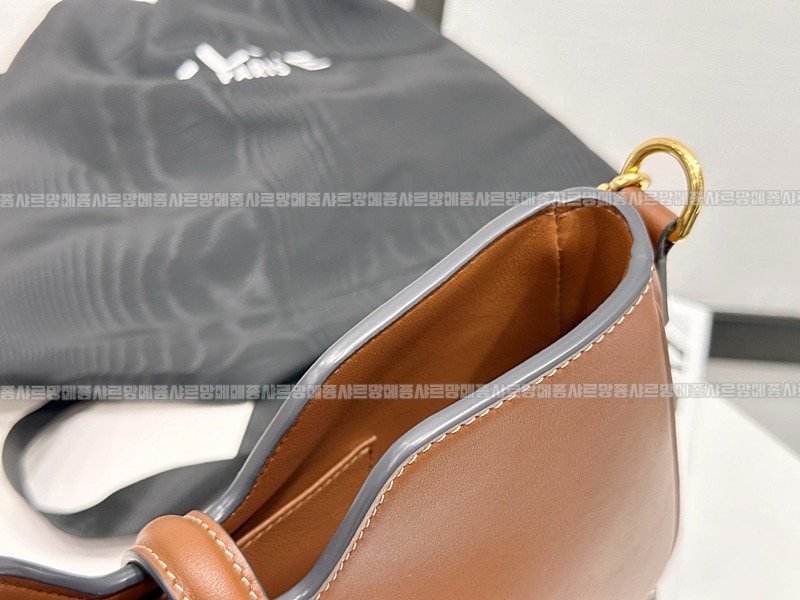 셀린느까미르16소프트 20260306-104915-013루.jpg