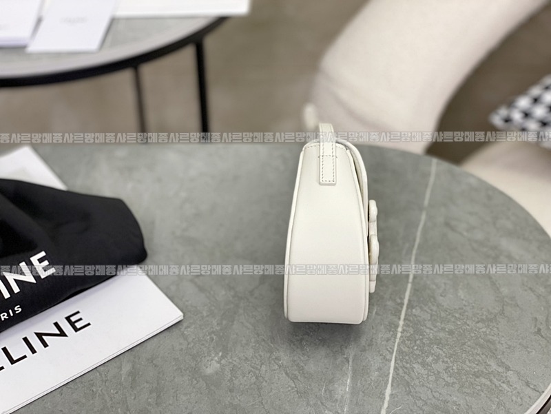 셀린느미니베사체퀴르트리오프 20260306-125855-003루.jpg