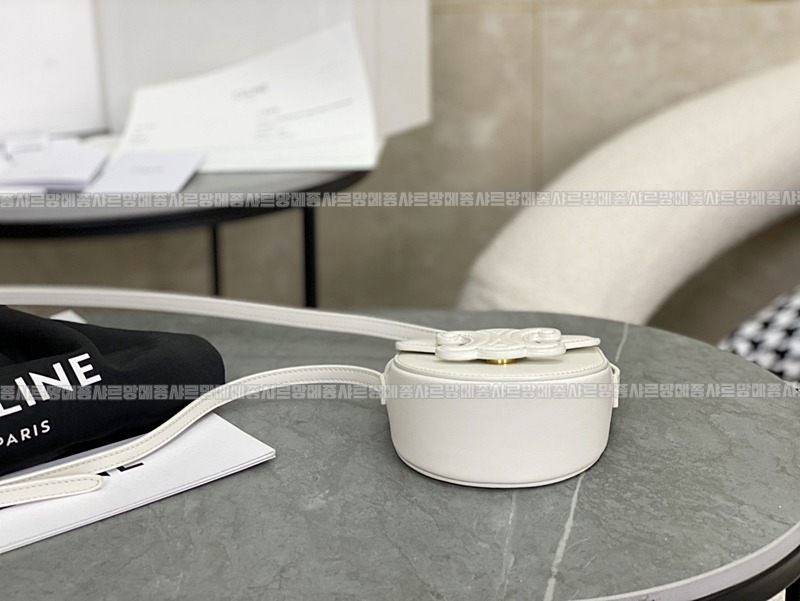 셀린느미니베사체퀴르트리오프 20260306-125857-016루.jpg