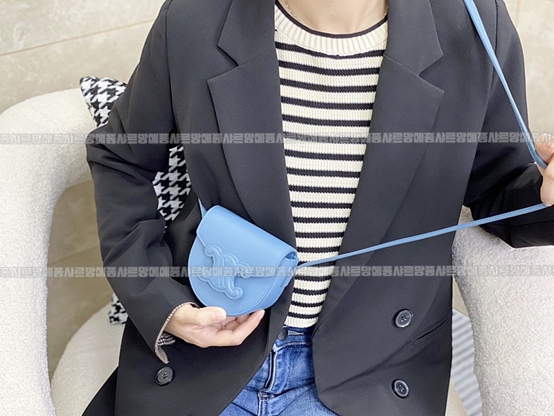 셀린느미니베사체퀴르트리오프 20260306-130120-017루.jpg