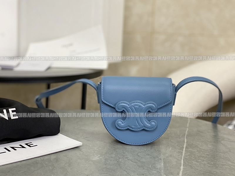 셀린느미니베사체퀴르트리오프 20260306-130118-001루.jpg