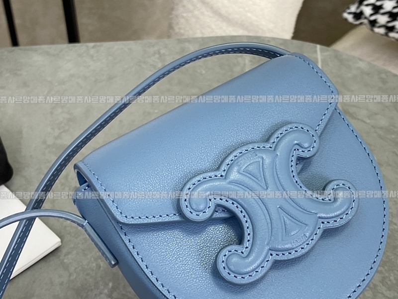 셀린느미니베사체퀴르트리오프 20260306-130119-005루.jpg