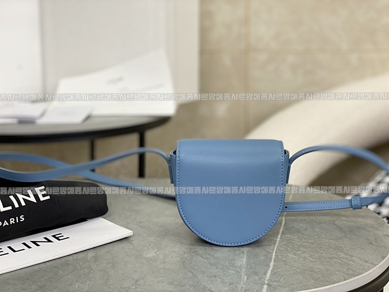 셀린느미니베사체퀴르트리오프 20260306-130119-004루.jpg