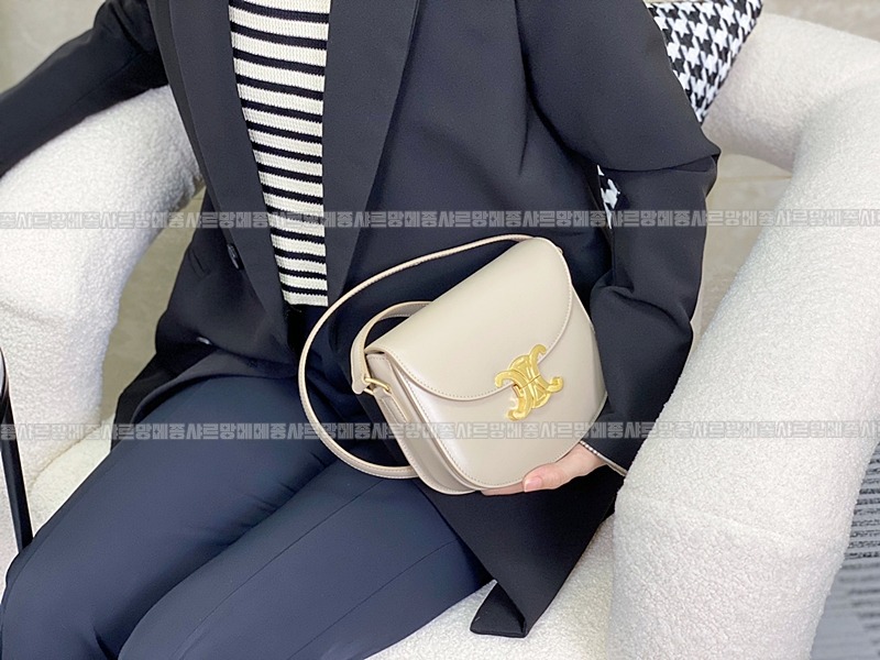 셀린느틴베사체 20260306-132139-021루.jpg