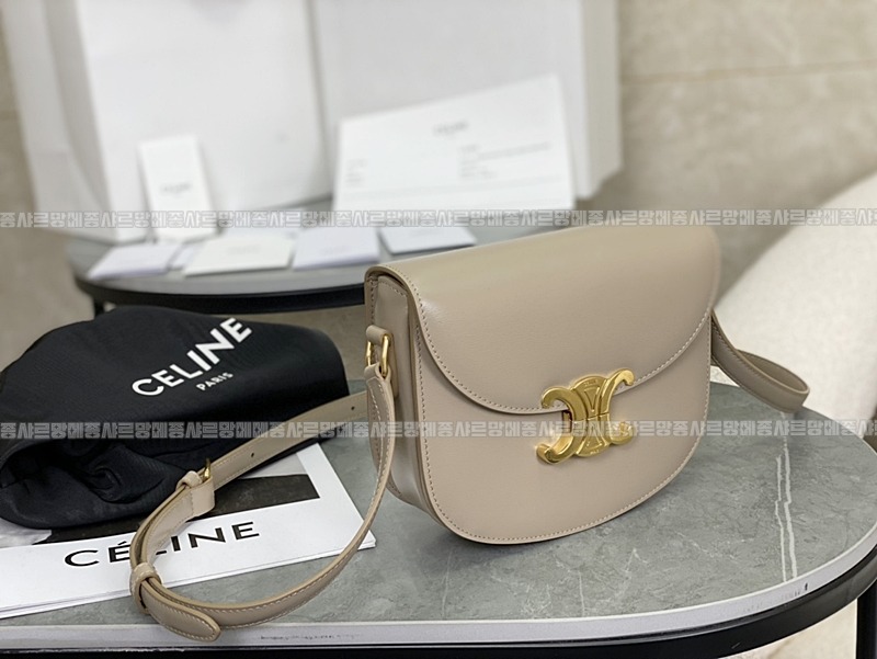 셀린느틴베사체 20260306-132136-002루.jpg