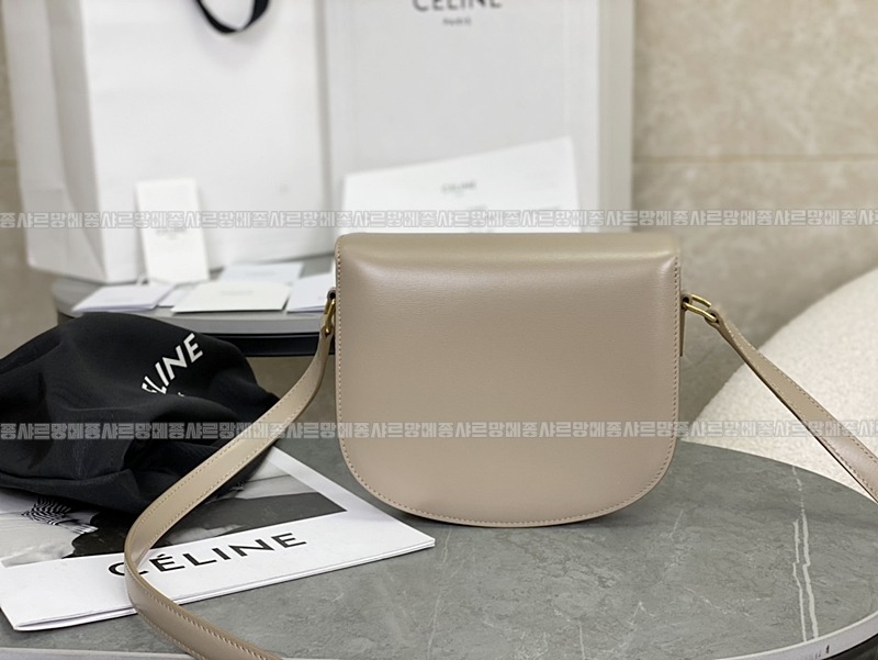 셀린느틴베사체 20260306-132136-004루.jpg