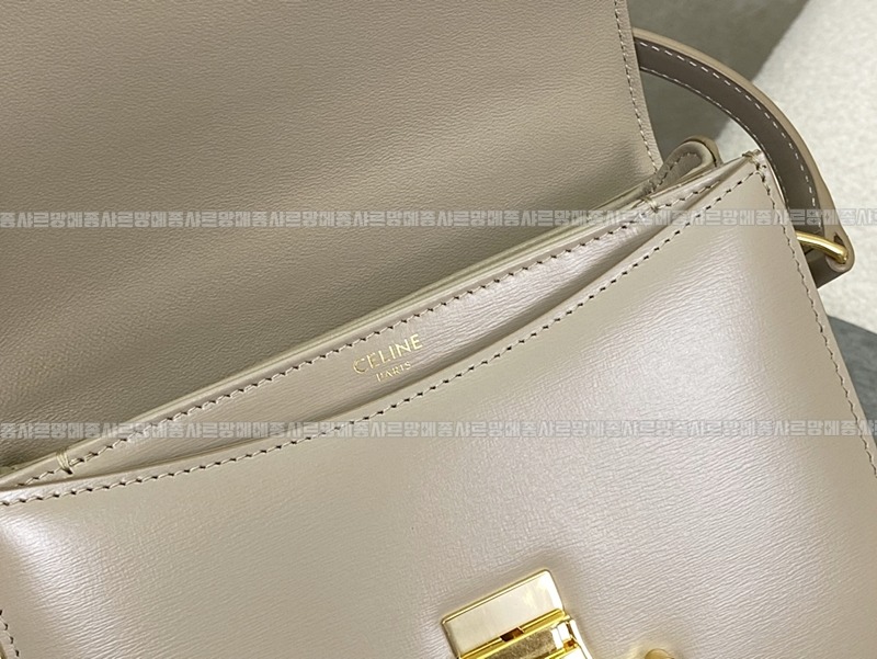 셀린느틴베사체 20260306-132138-015루.jpg