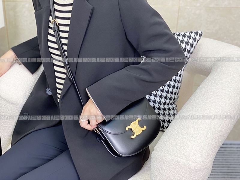 셀린느틴베사체 20260306-132712-018루.jpg