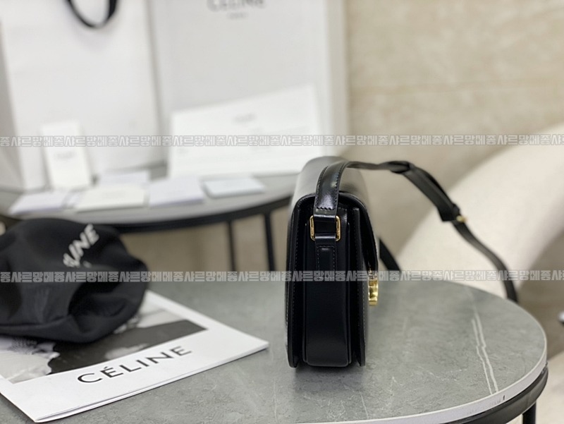 셀린느틴베사체 20260306-132711-003루.jpg