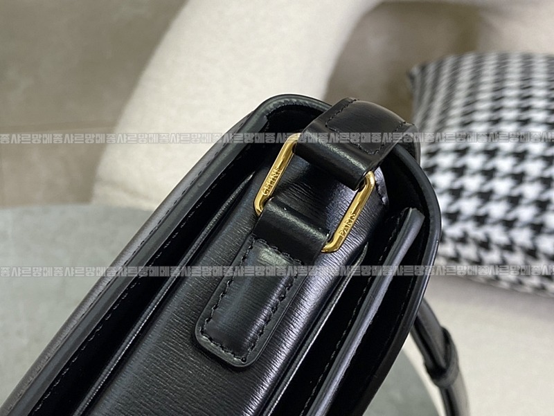 셀린느틴베사체 20260306-132711-011루.jpg