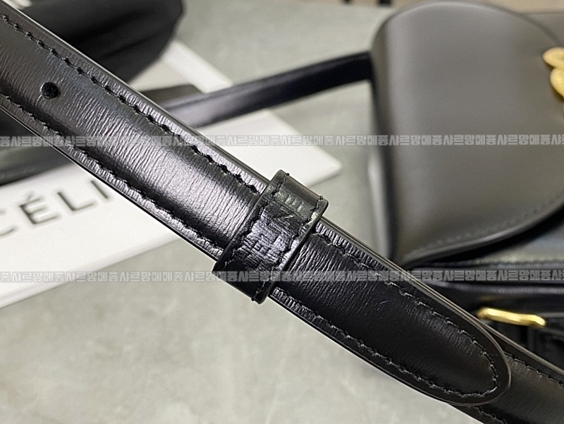 셀린느틴베사체 20260306-132712-013루.jpg