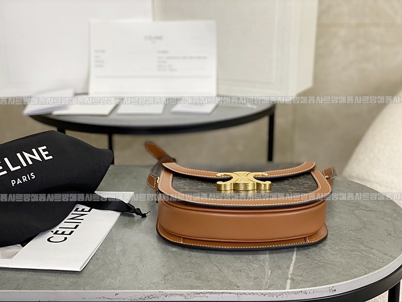 셀린느클레아베사체백 20260306-134310-006루.jpg