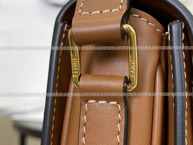 셀린느클레아베사체백 20260306-134311-012루.jpg